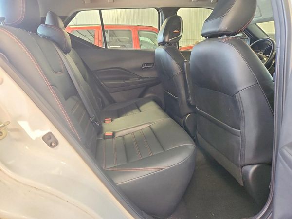 2019 NISSAN KICKS