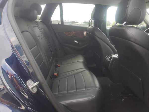 2016 MERCEDES-BENZ GLC GLC300 Base-4M