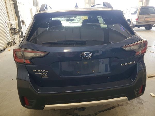 2021 SUBARU OUTBACK Limited