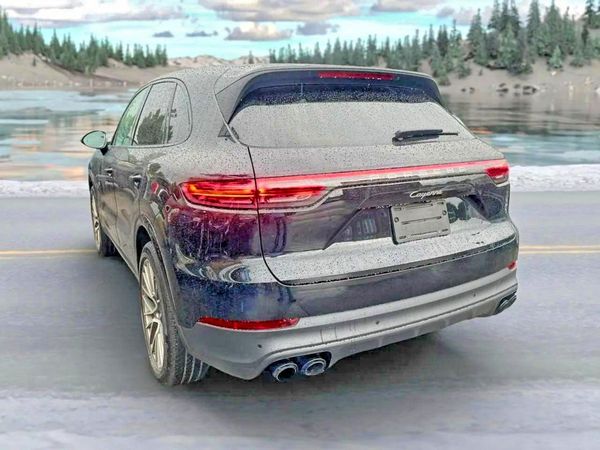 2023 PORSCHE CAYENNE