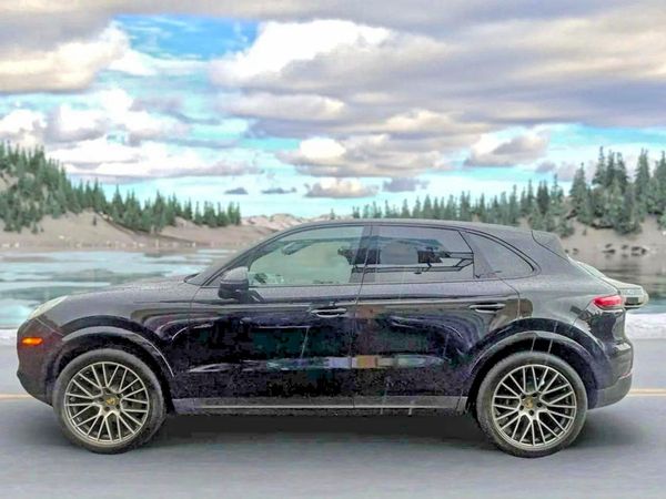 2023 PORSCHE CAYENNE