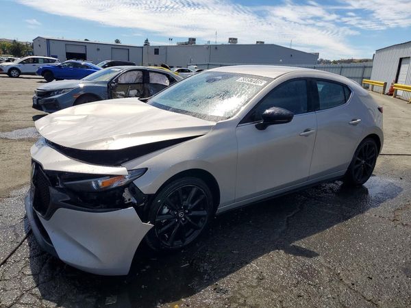 2025 MAZDA 3 Select Sport Package