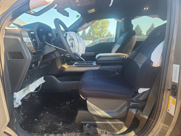 2025 FORD F150 STX