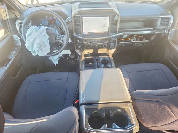 2025 FORD F150 STX