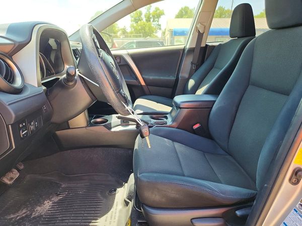 2015 TOYOTA RAV4 LE (X Grade)