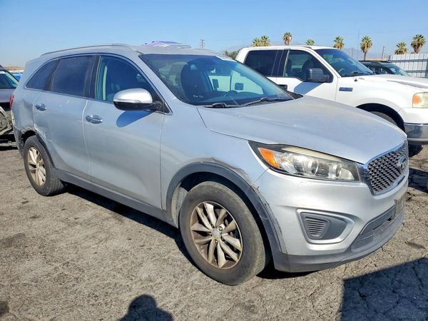 2016 KIA SORENTO L / LX