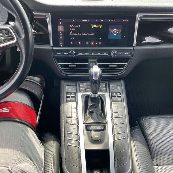 2020 PORSCHE MACAN S