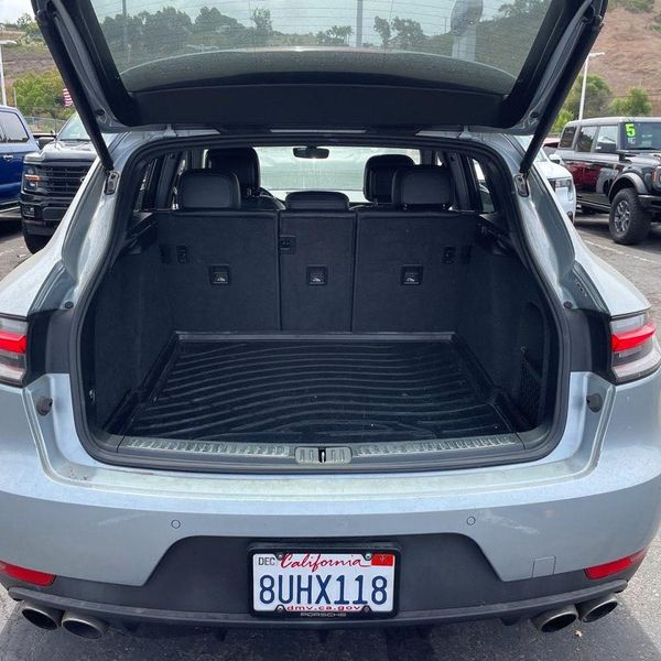 2020 PORSCHE MACAN S