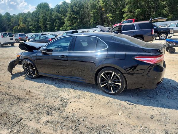 2020 TOYOTA CAMRY