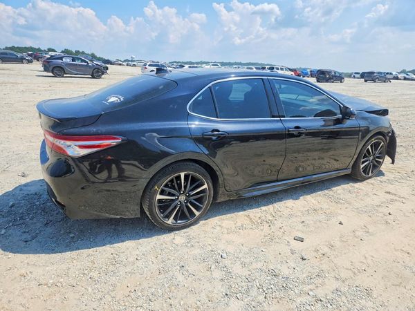 2020 TOYOTA CAMRY