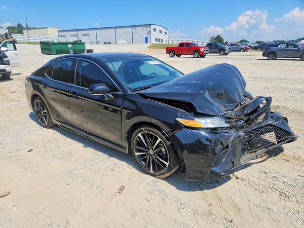 2020 TOYOTA CAMRY