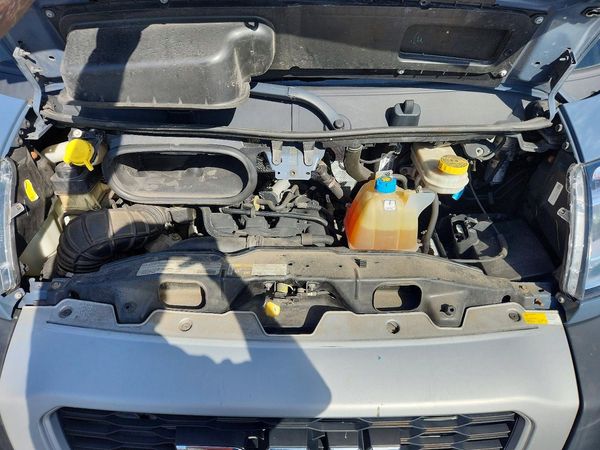 2020 RAM PROMASTER 3500 VF — Engine bay