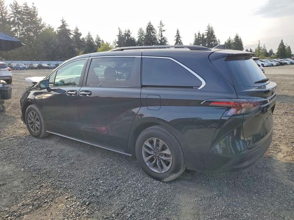 2023 TOYOTA SIENNA