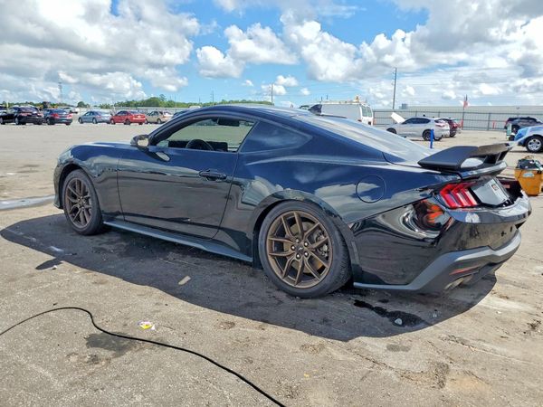 2025 FORD MUSTANG