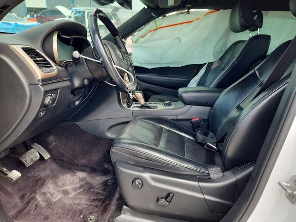 2016 JEEP GRAND CHEROKEE Summit