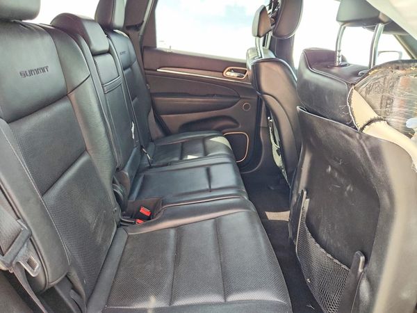 2016 JEEP GRAND CHEROKEE Summit