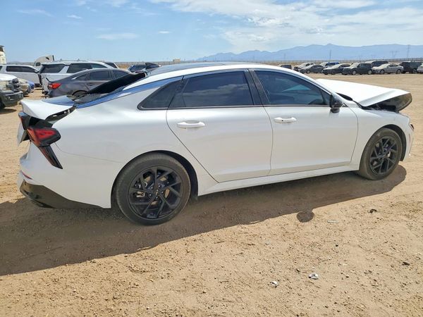 2026 KIA K5