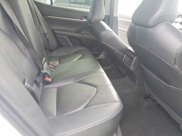 2022 TOYOTA CAMRY XLE