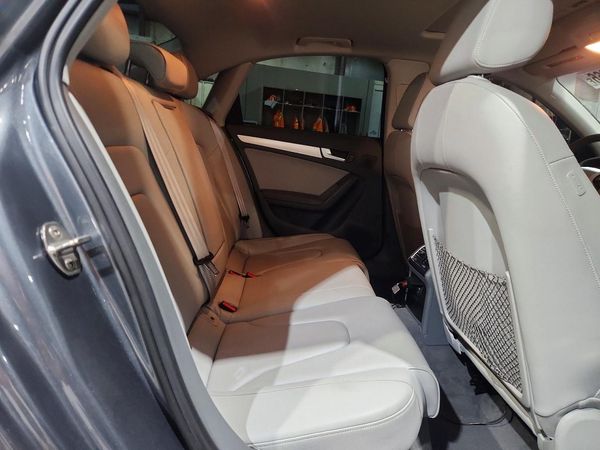 2014 AUDI A4 quattro Premium Plus
