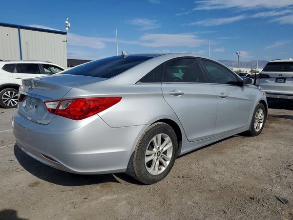 2013 HYUNDAI SONATA GLS/ GLS Popular