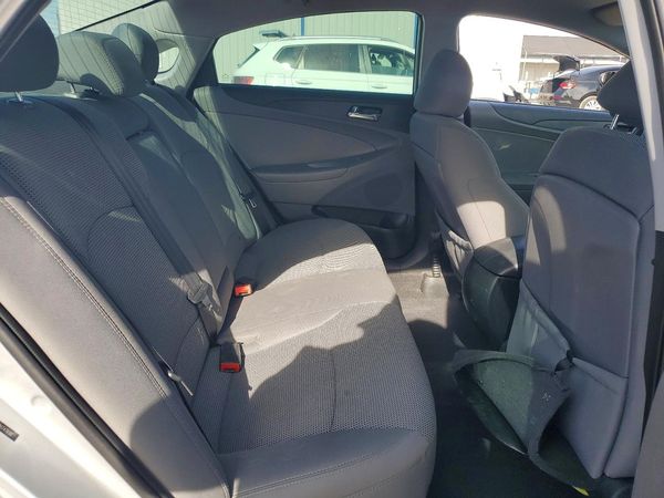 2013 HYUNDAI SONATA GLS/ GLS Popular