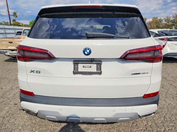 2022 BMW X5 xDrive45e