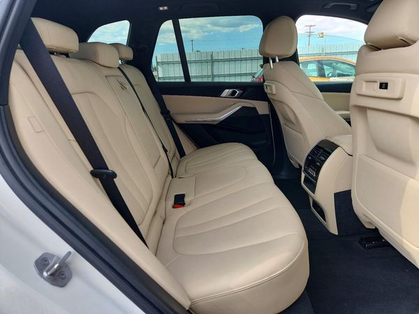 2022 BMW X5 xDrive45e