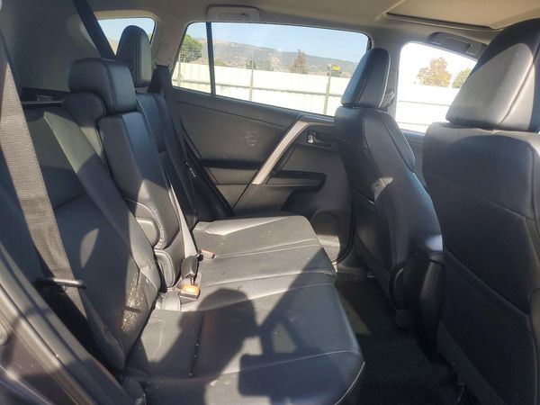 2014 TOYOTA RAV4 High