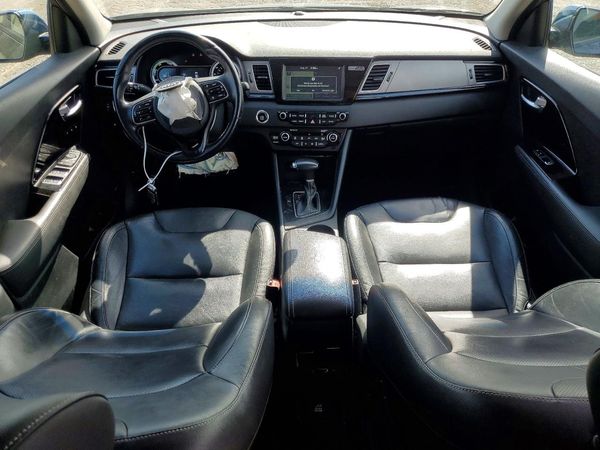 2017 KIA NIRO