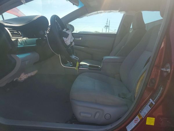 2016 TOYOTA CAMRY