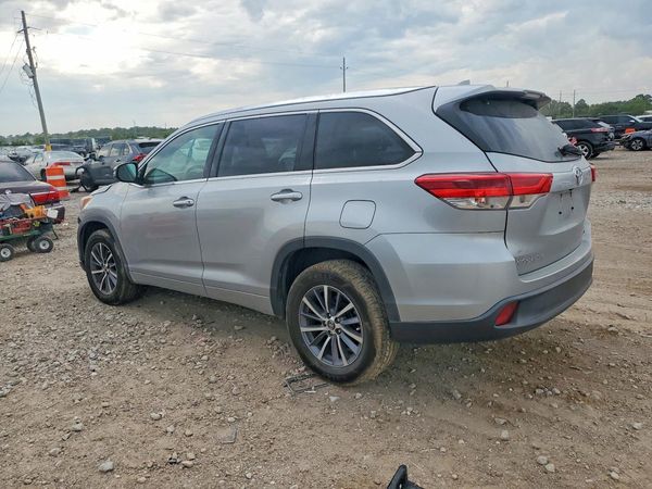 2018 TOYOTA HIGHLANDER
