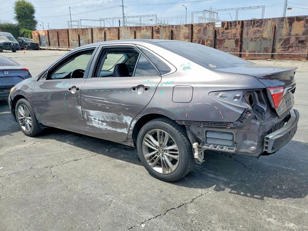 2017 TOYOTA CAMRY