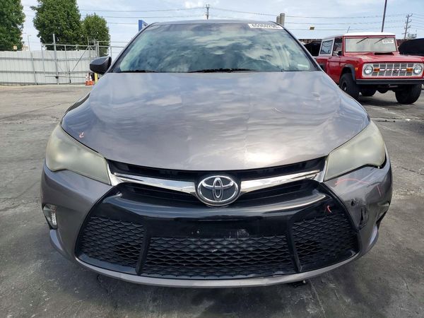 2017 TOYOTA CAMRY