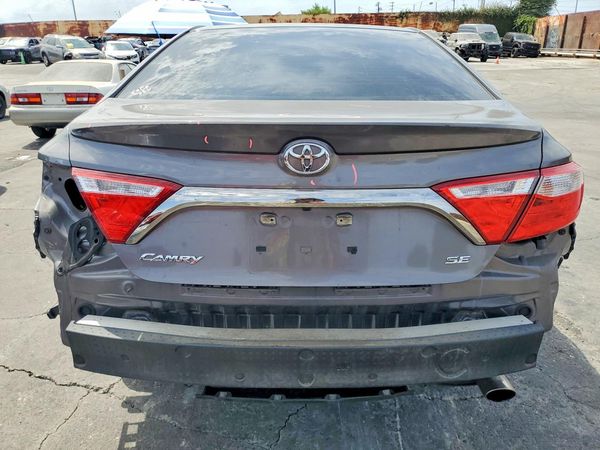 2017 TOYOTA CAMRY