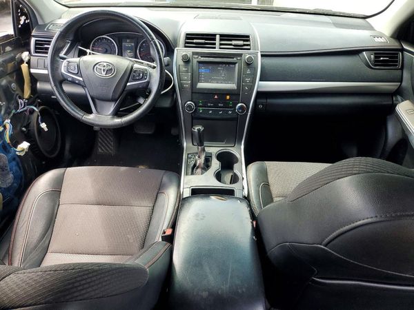 2017 TOYOTA CAMRY