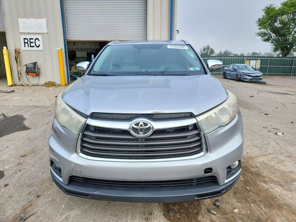 2015 TOYOTA HIGHLANDER