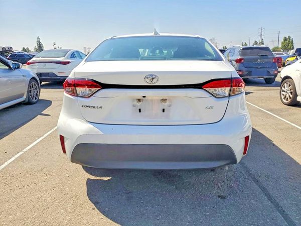 2024 TOYOTA COROLLA