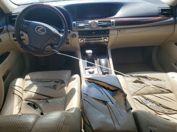 2013 LEXUS LS460 460 — CKPT