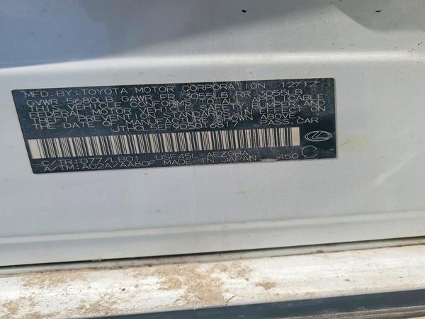 2013 LEXUS LS460 460 — VINS