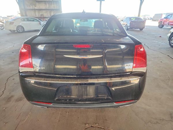 2015 CHRYSLER 300