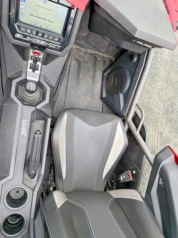 2018 POLARIS SLINGSHOT Open Cab