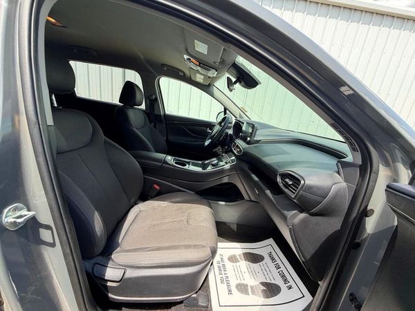 2021 HYUNDAI SANTA FE SE