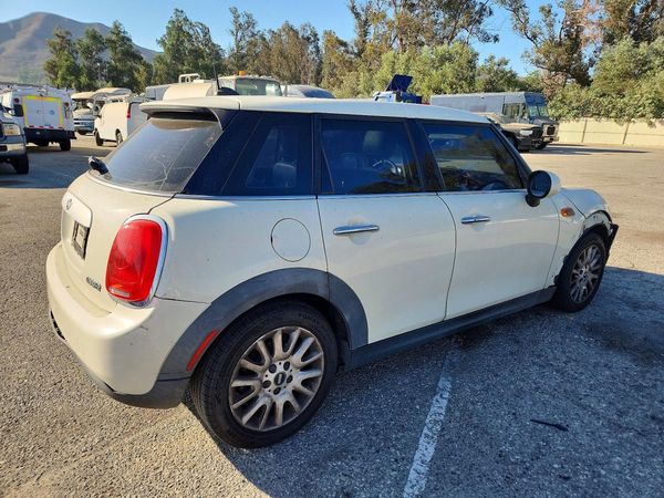2015 MINI COOPER