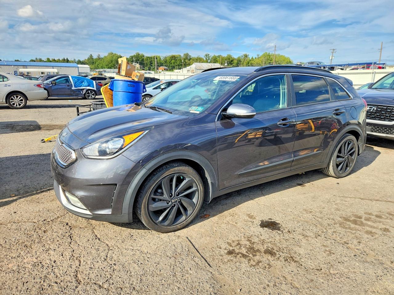 2019 KIA NIRO — Front 3/4