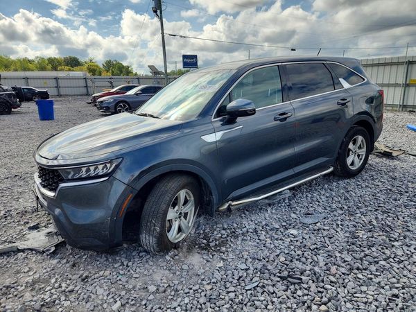 2022 KIA SORENTO LX — Front 3/4