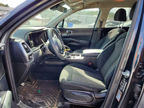2022 KIA SORENTO LX — DENT