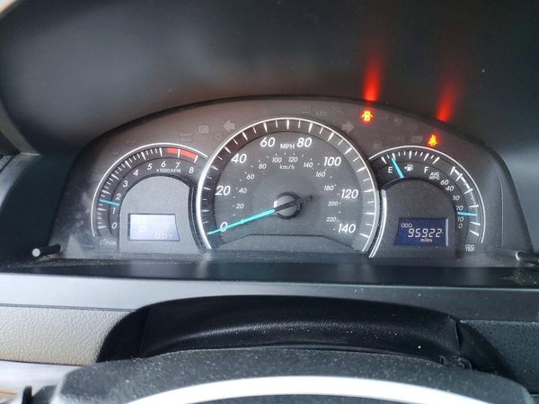 2015 TOYOTA CAMRY