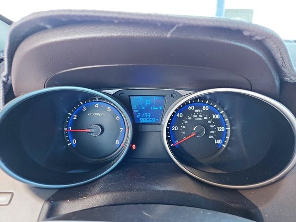 2012 HYUNDAI TUCSON GLS