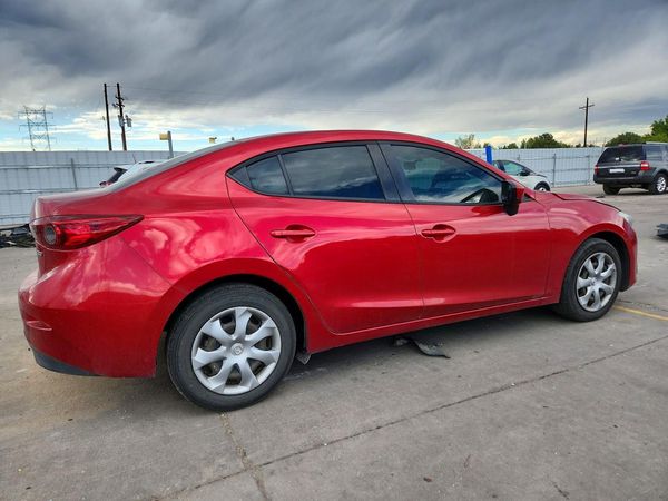 2015 MAZDA 3