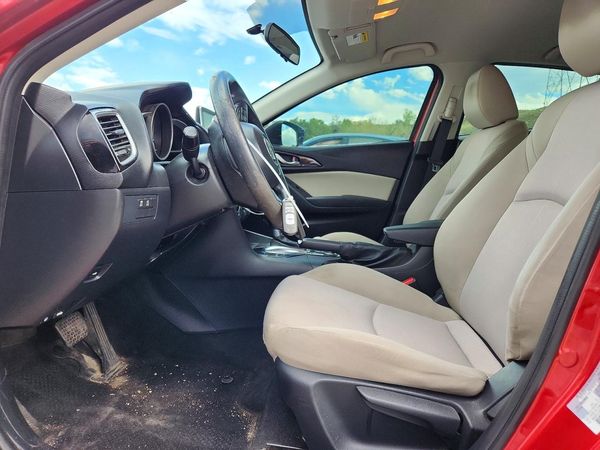 2015 MAZDA 3